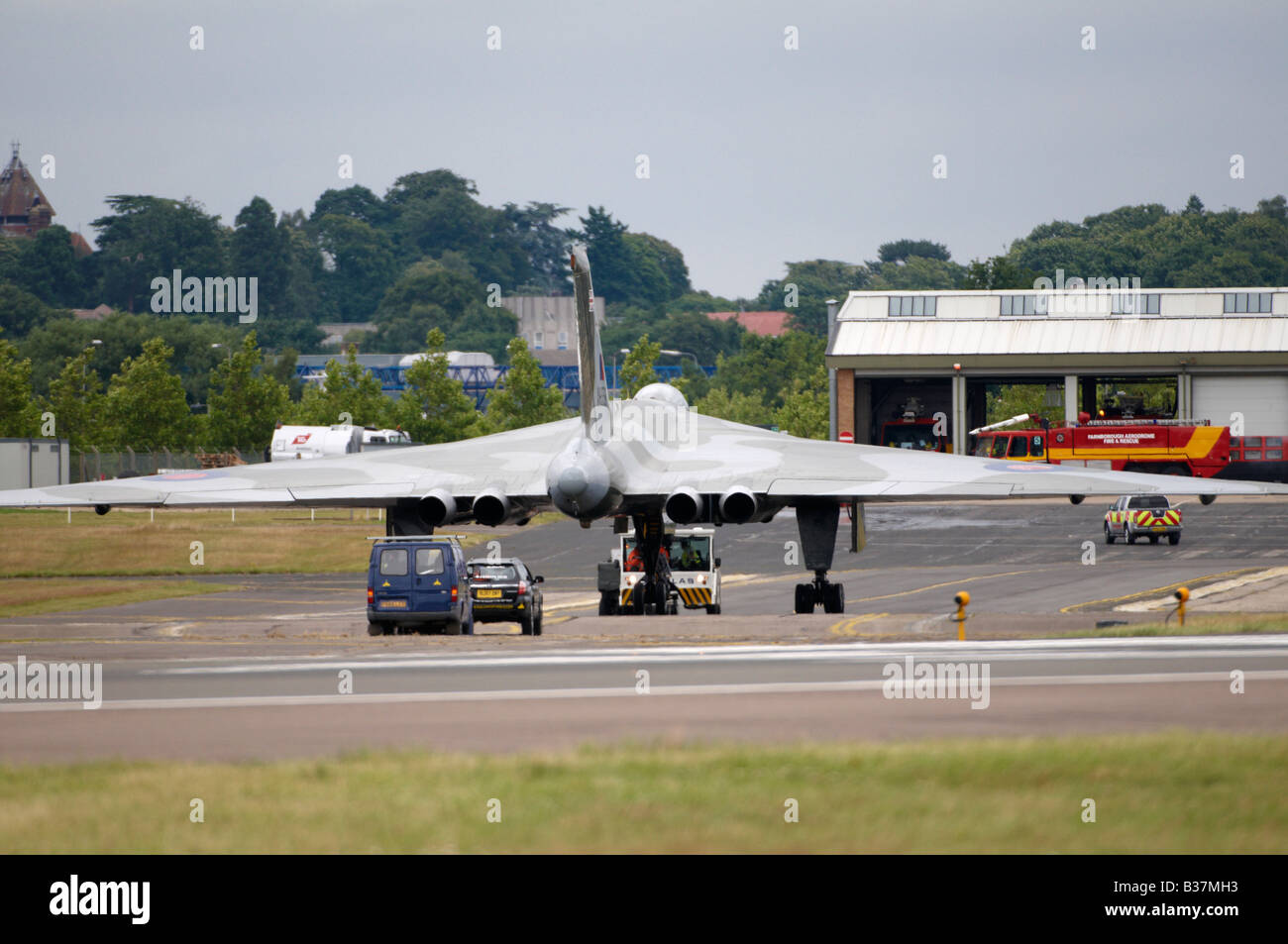 Restored Avro Vulcan being towed taxiing before flying display Farnborough Air Show 2008 Stock Photo