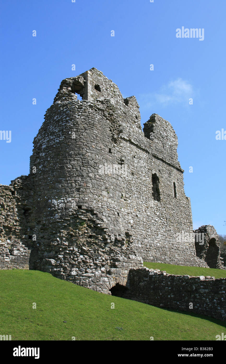 Ogmore Castle Vale of Stock Photo Alamy