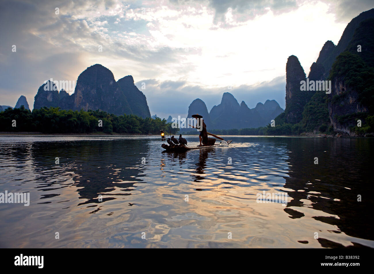 Cormorant Fisherman in the Lijang Li River Xingping Guilin province China. model release 701 Stock Photo