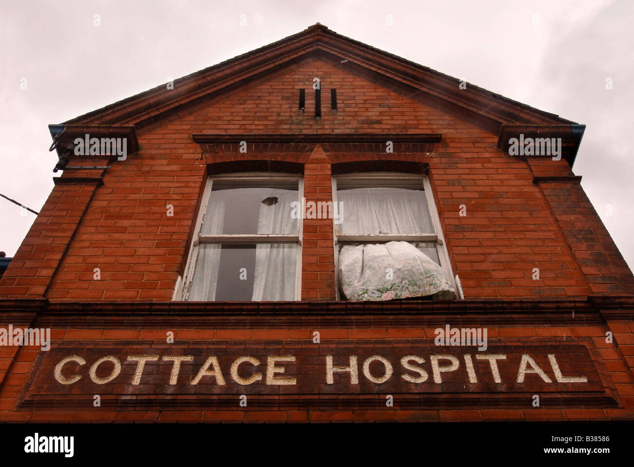 Cottage hospital hires stock photography and images Alamy
