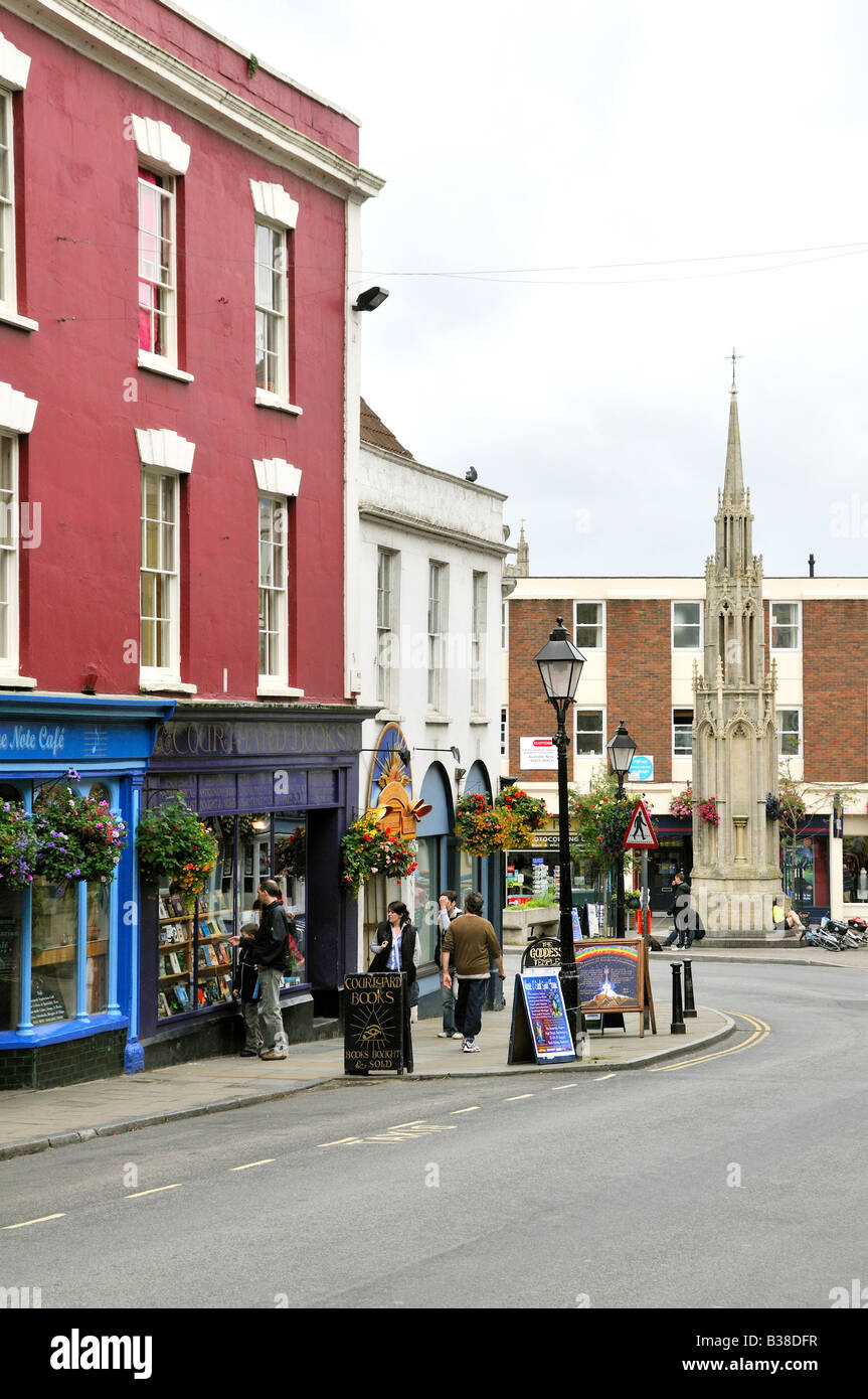 Glastonbury High Street facing the Market Cross Stock Photo Alamy