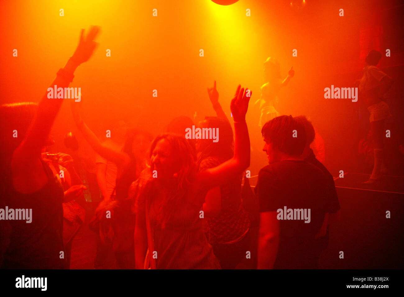 Night club dance floor hi-res stock photography and images - Alamy