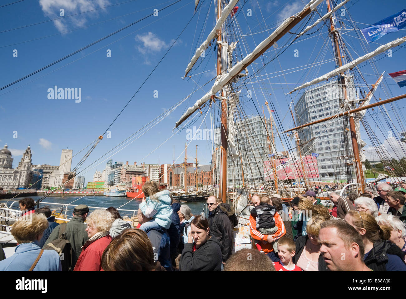 Visiting Tall Ships Hi-res Stock Photography And Images - Alamy