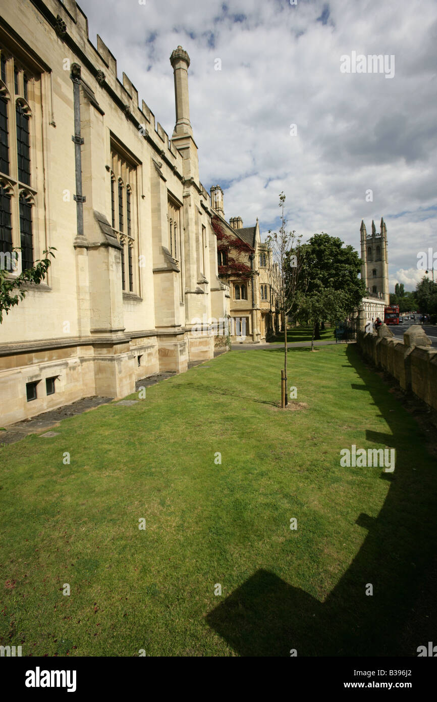 City of Oxford, England. Side view of Magdalen College New Library building with the Great Tower (bell tower) in the background. Stock Photo