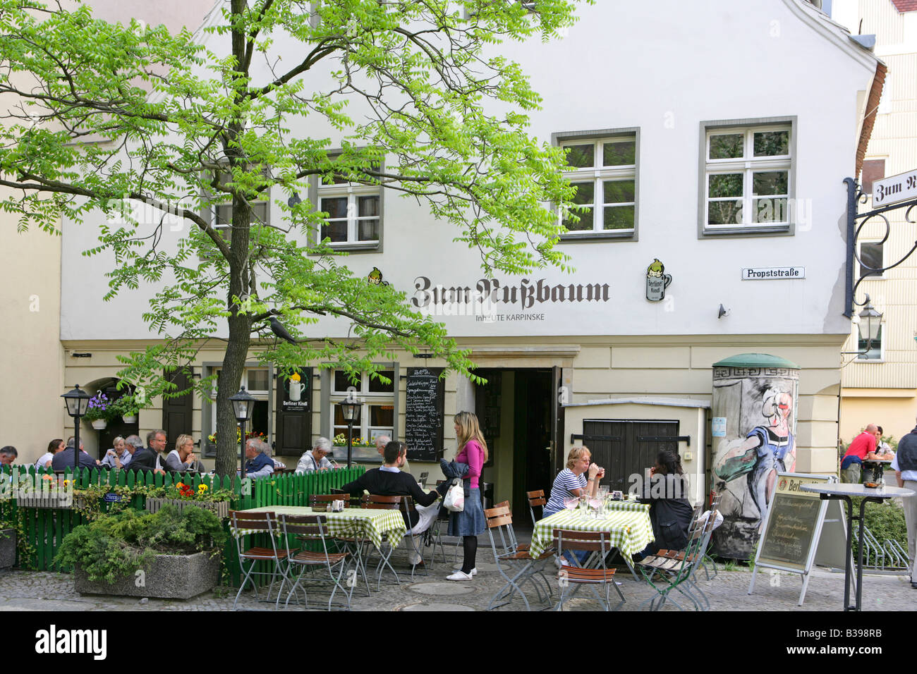 Deutschland, Berlin, Gaststaette im Nikolaiviertel, Nicholas Quarter in Berlin Germany Stock Photo