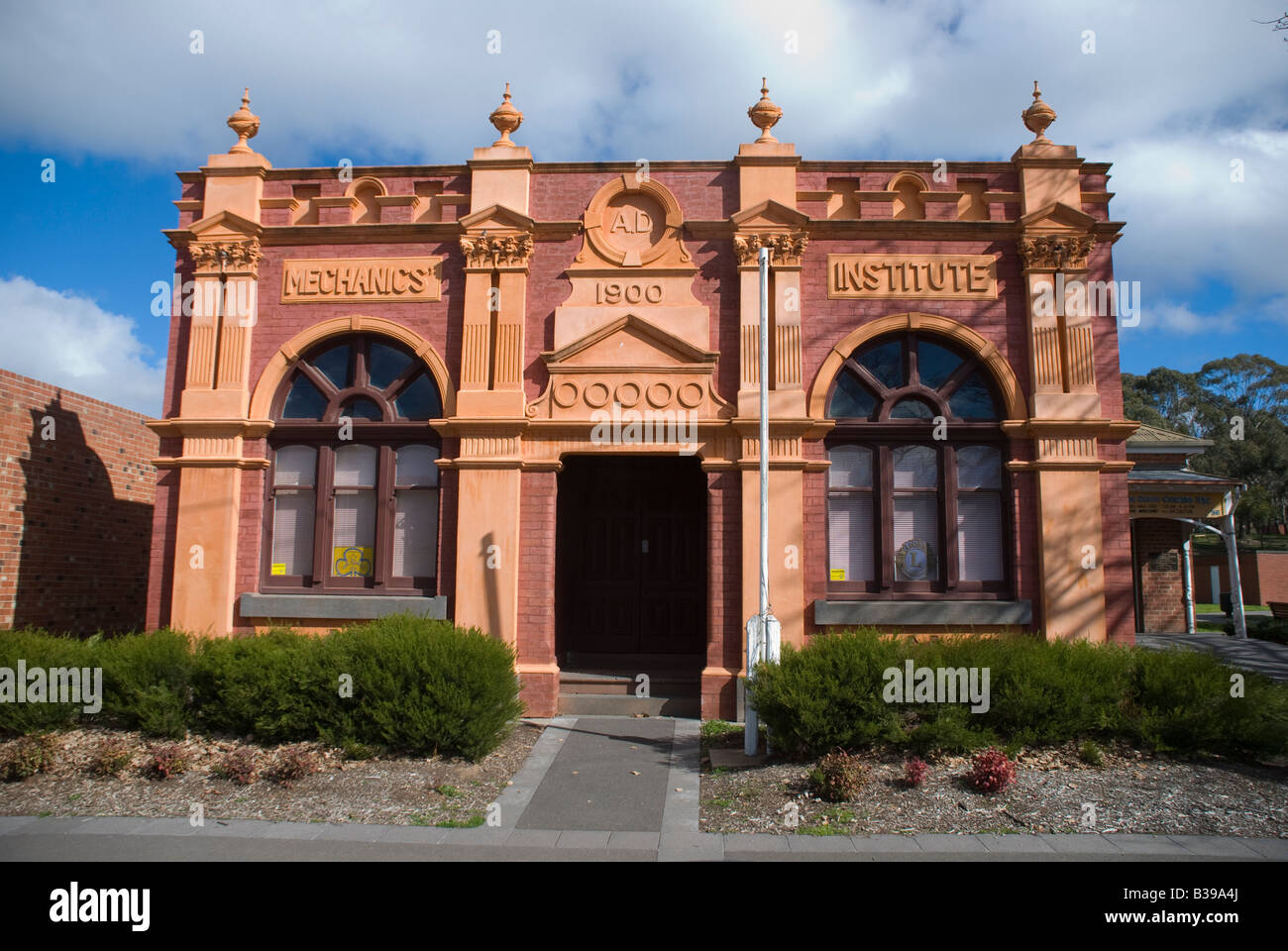 A fine example of 19th century Australian Victorian architecture, The 1900 built Mechanics Institute building in Lethbridge, Victoria Stock Photo