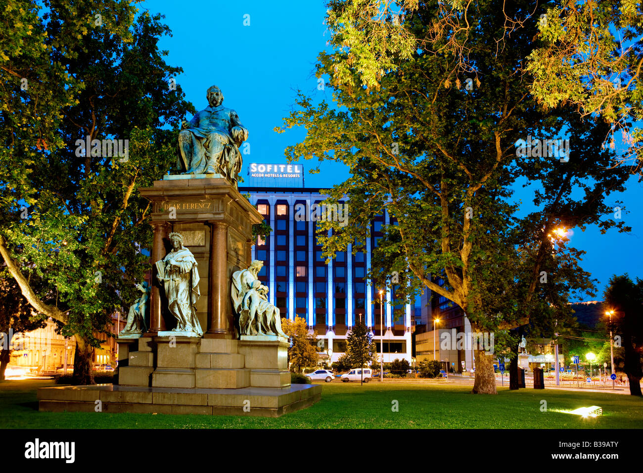 Roosevelt square in Budapest Hungary Stock Photo Alamy