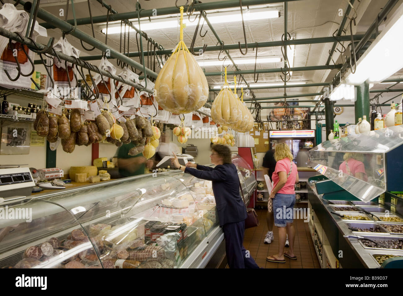 Italian Market in South Philadelphia Pennsylvania Stock Photo Alamy