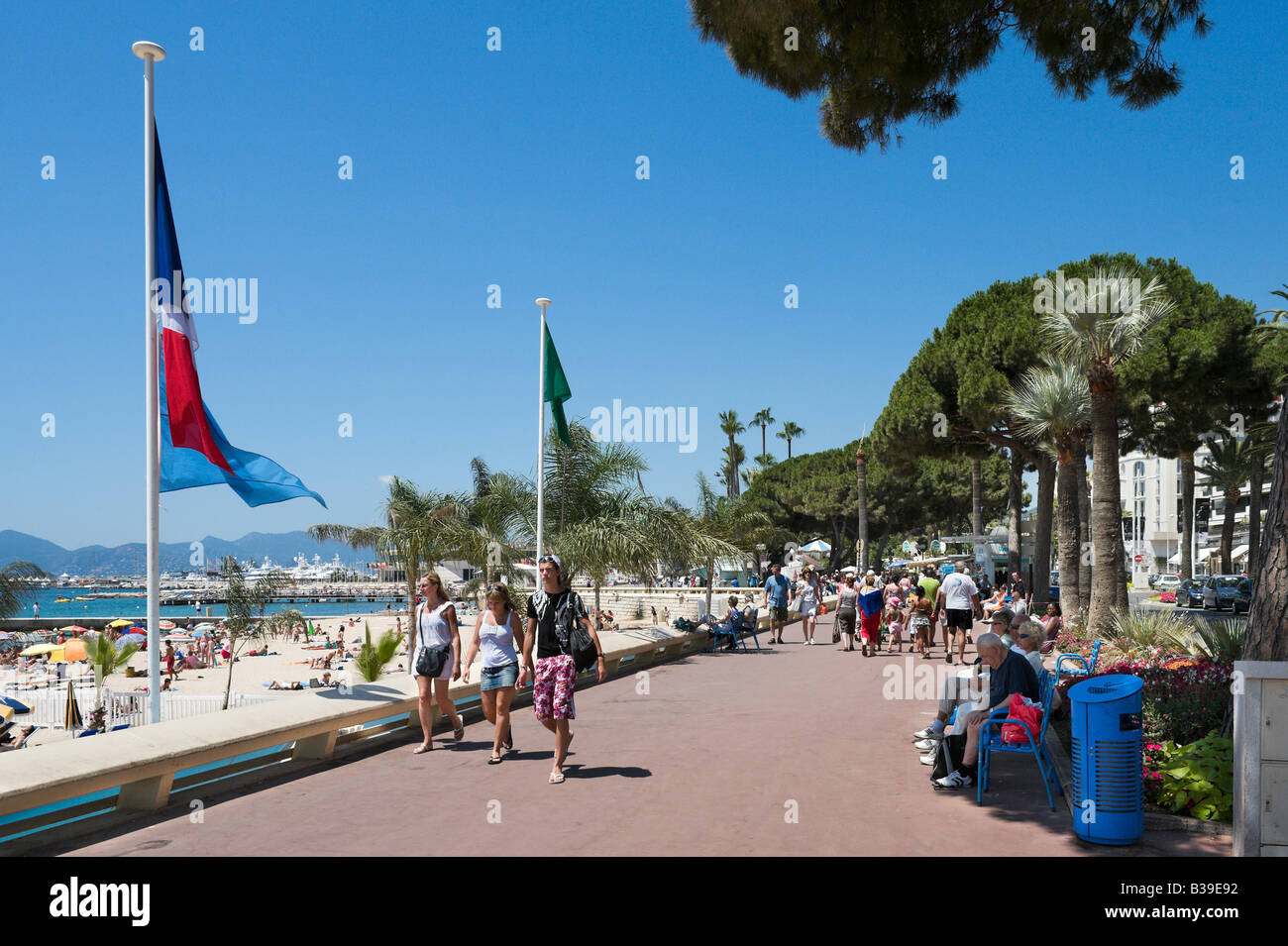 Beach and the Promenade de la Croisette, Cannes, Cote d'Azur, Provence, France Stock Photo
