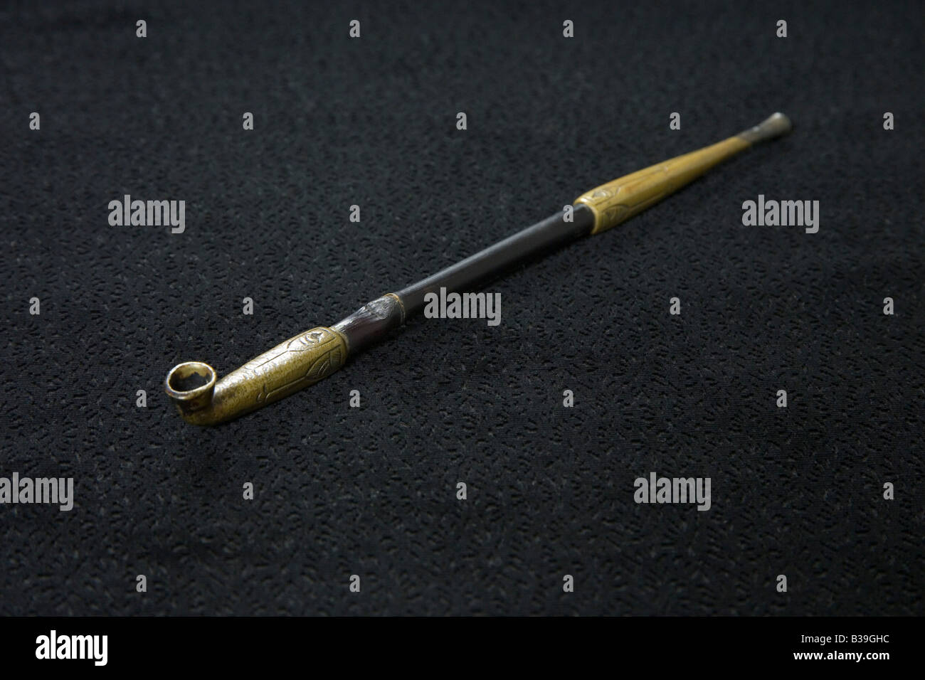 Japanese pipe hi-res stock photography and images - Alamy