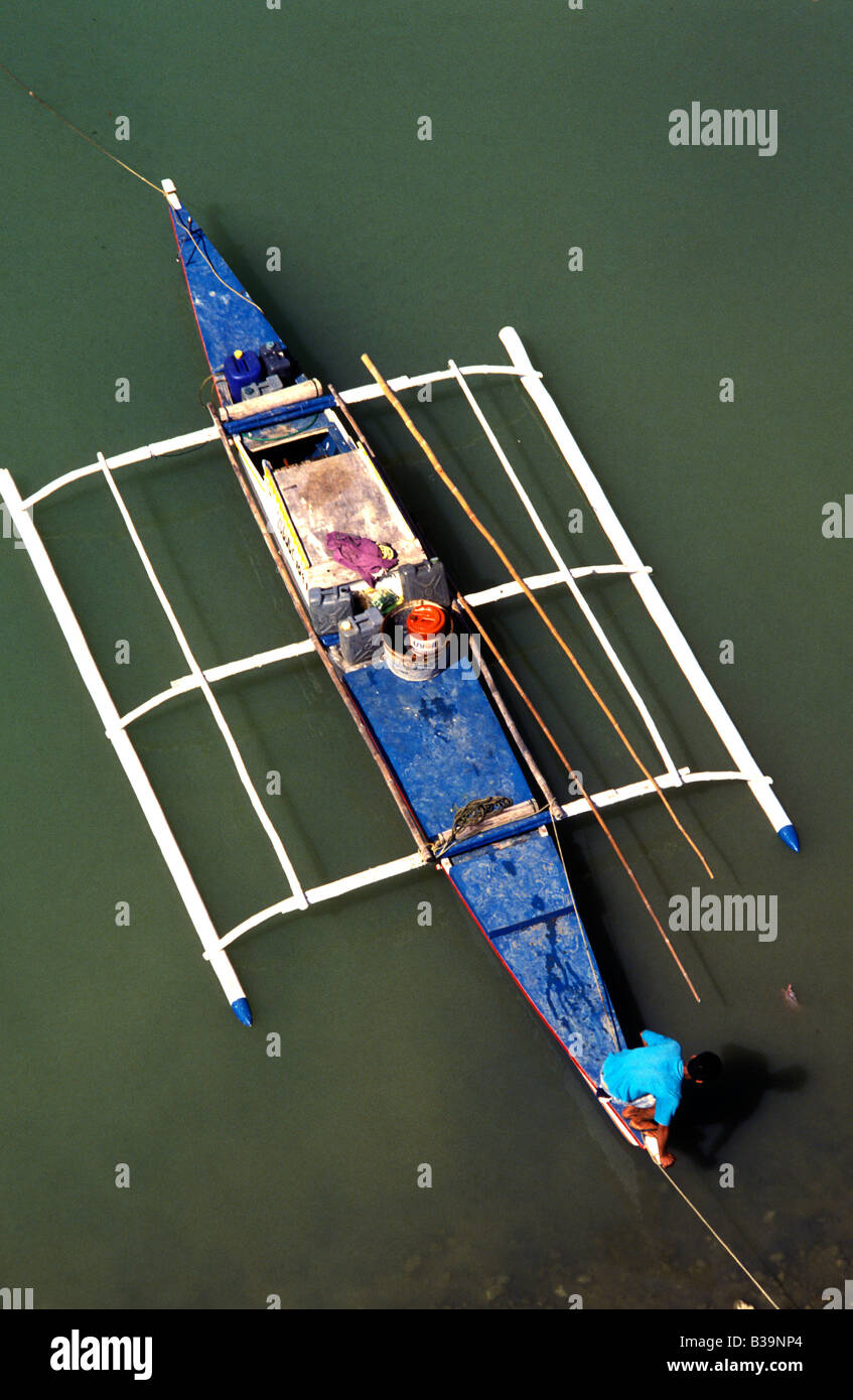 outrigger boat cebu philippines Stock Photo Alamy
