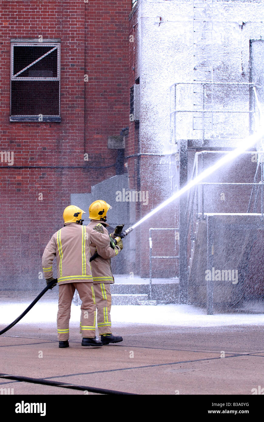 Fire fighting hires stock photography and images Alamy