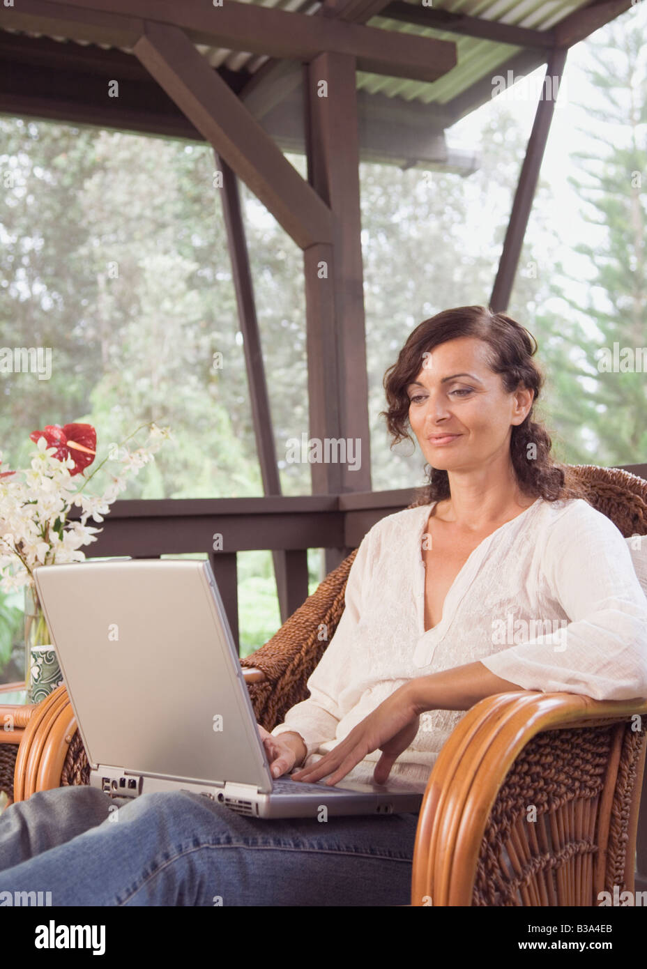 Mature latin woman in home hi-res stock photography and images - Alamy