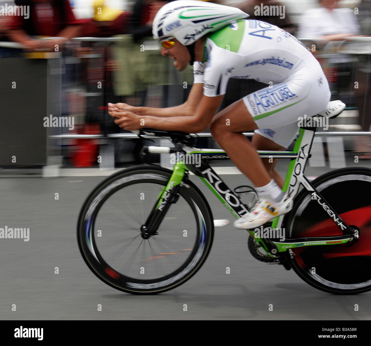 A cyclist from the Agritubel Pro Cycling Team at the Cholet Time Trial in the 2008 Tour De France Stock Photo