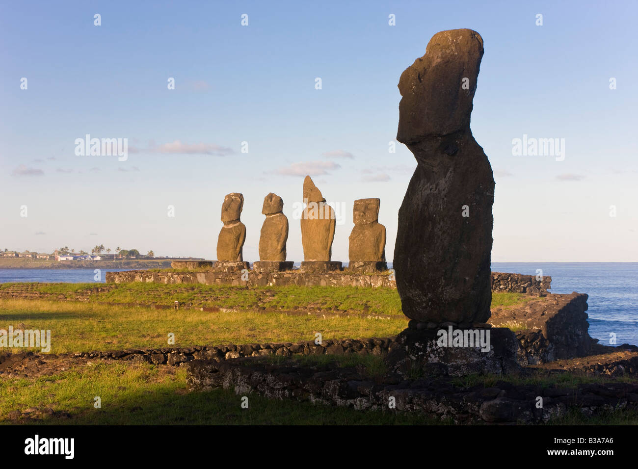 South America, Chile, Rapa Nui, Easter Island, moai stone statues at Ahu Vai Uri Stock Photo