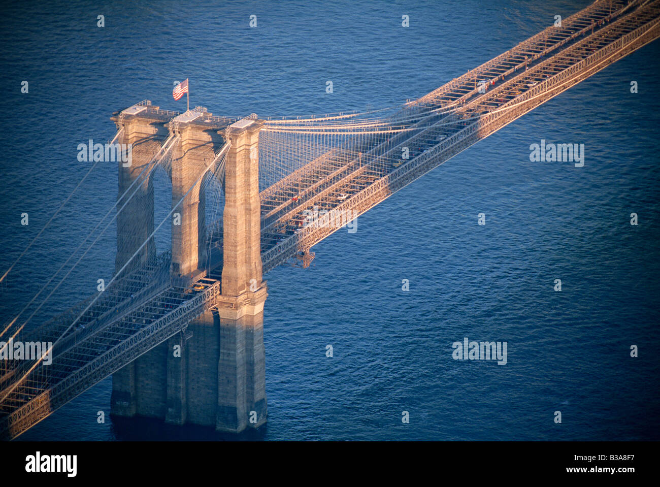 Aerial new york city bridge hi-res stock photography and images - Alamy