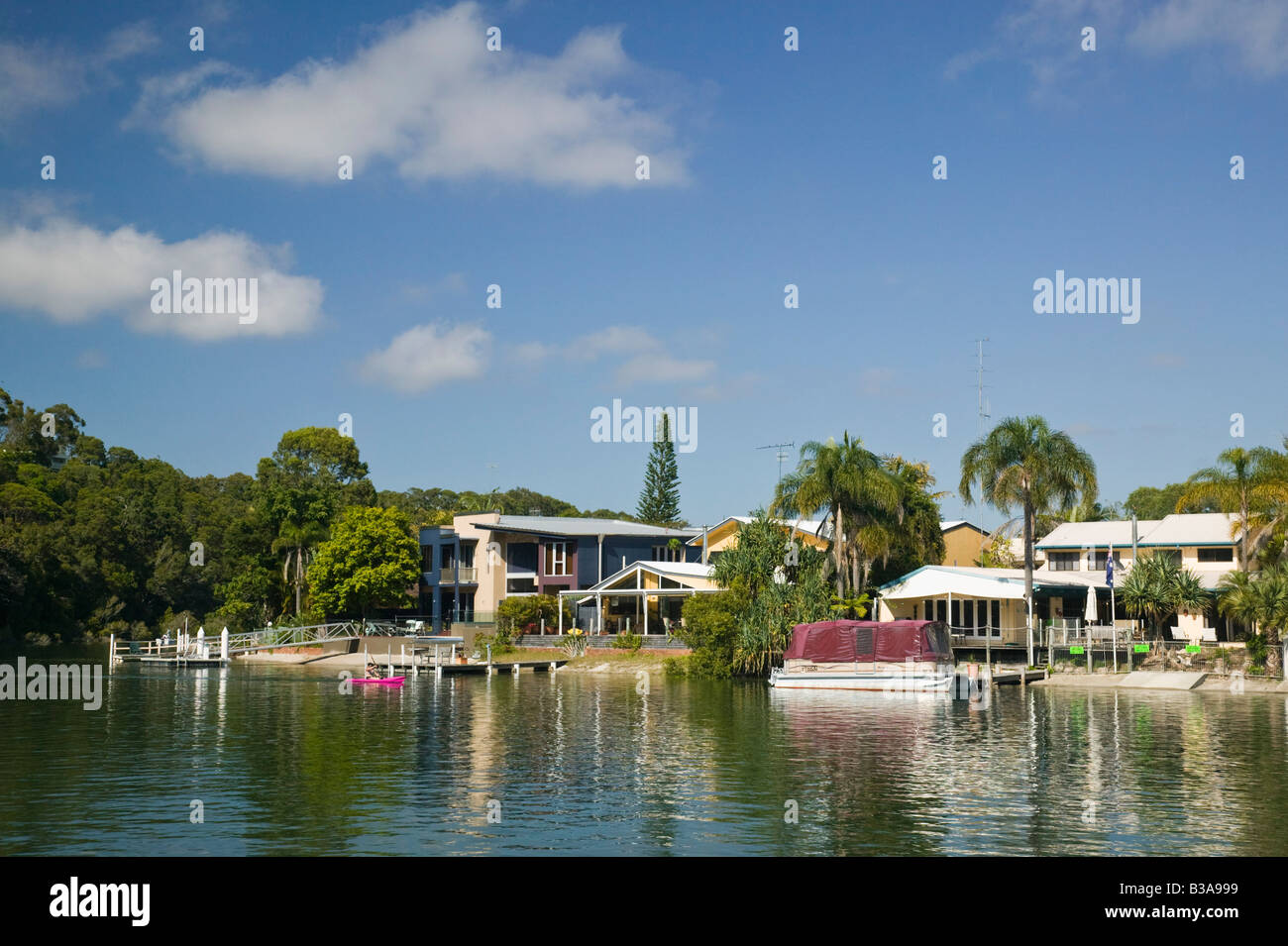 Australia, Queensland, Sunshine Coast, Noosa Heads, Creekside Houses