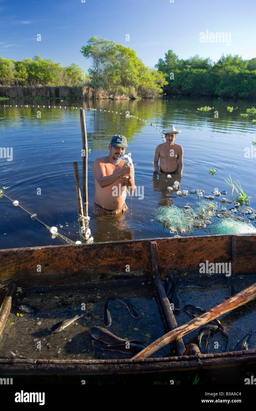 Local Fishermen, Monterrico-Hawaii Nature Reserve (Monterrico-Hawaii Biotopo), Pacific Coast, Guatemala Stock Photo