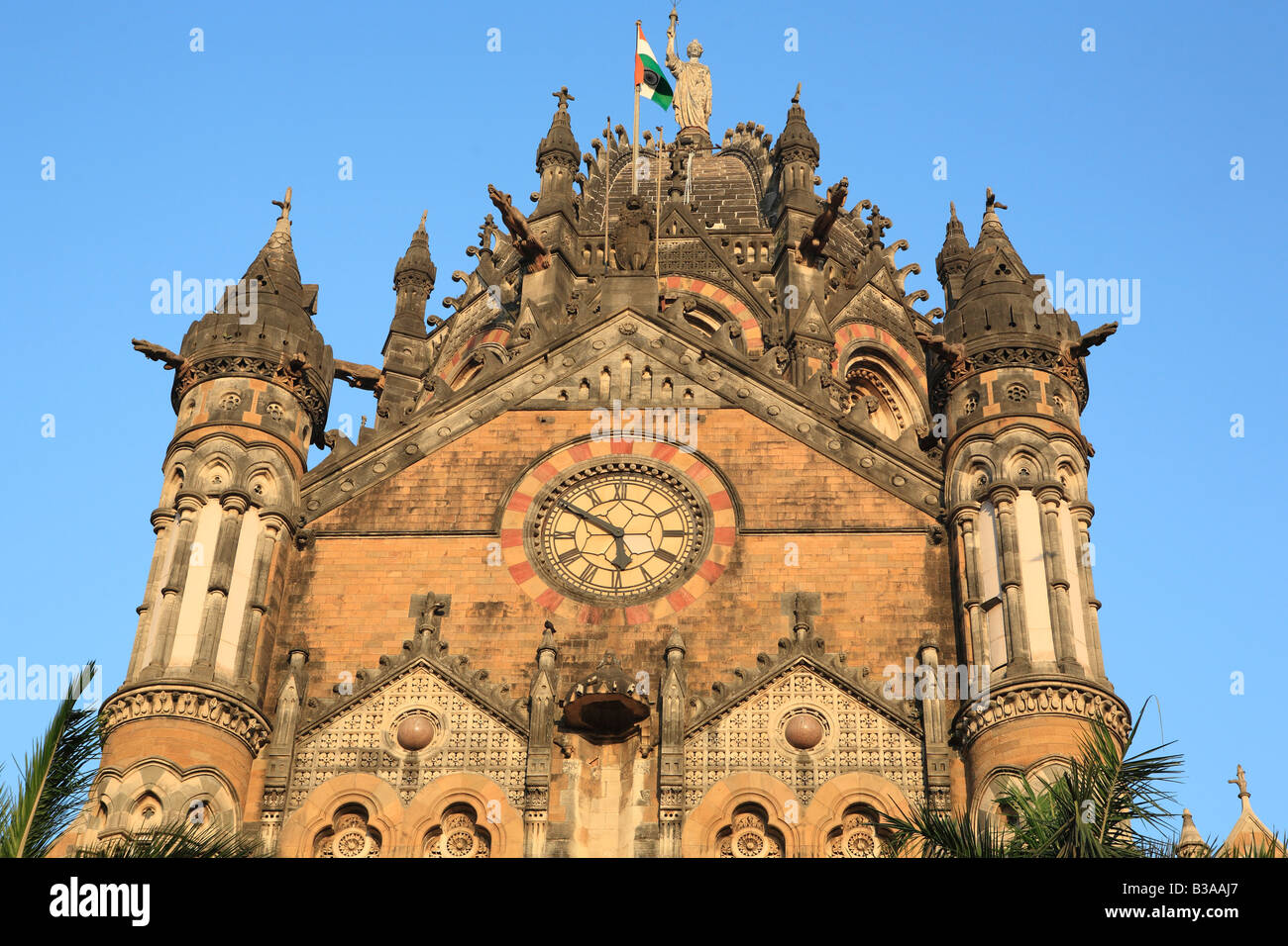 Victoria (Chattrapati Shivaji) Terminus train station, UNESCO World  Heritage site, Mumbai, India Stock Photo - Alamy
