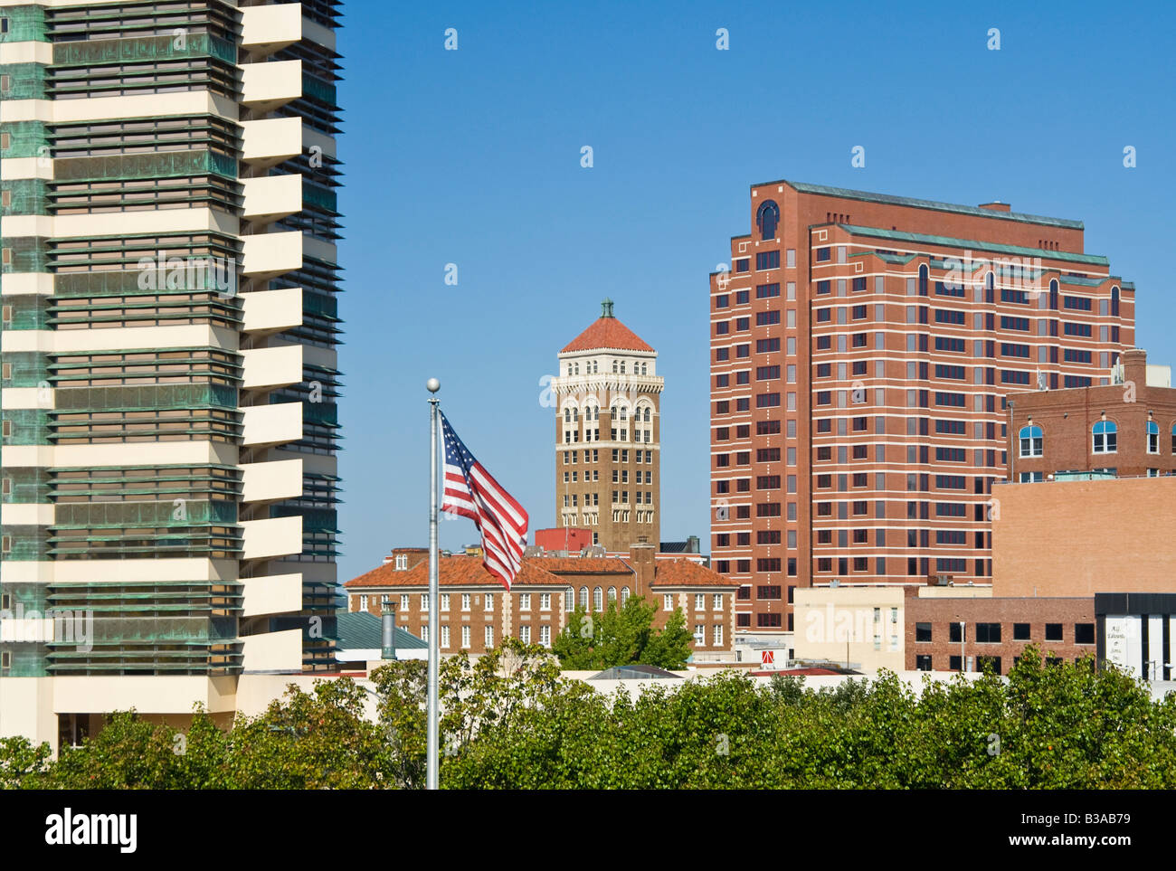 USA, Oklahoma, Bartlesville, Price Tower (Frank Lloyd Wright's tallest