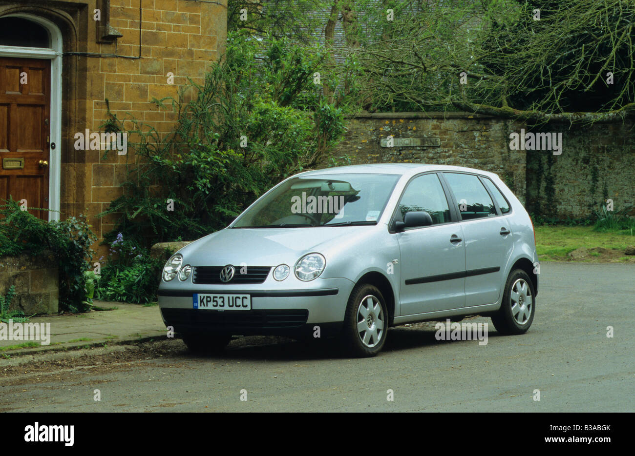 Volkswagen polo 2003 hi-res stock photography and images - Alamy