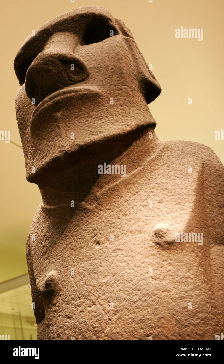 Basalt statue from Easter Island / Rapa Nui in Chile, shown in The British Museum in London Stock Photo