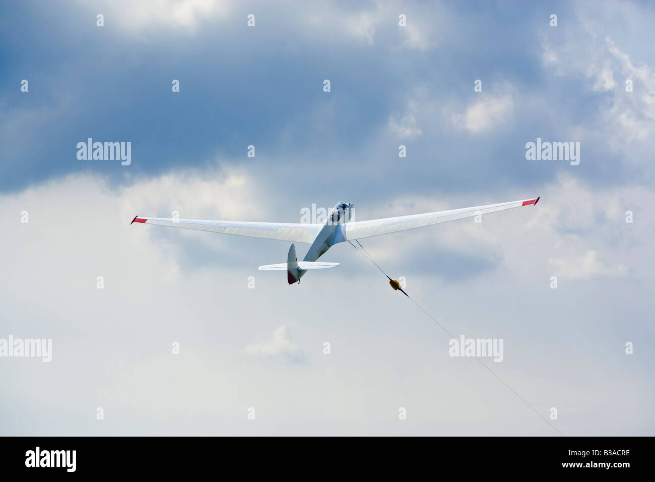 glider being lifted by a winch Stock Photo Alamy