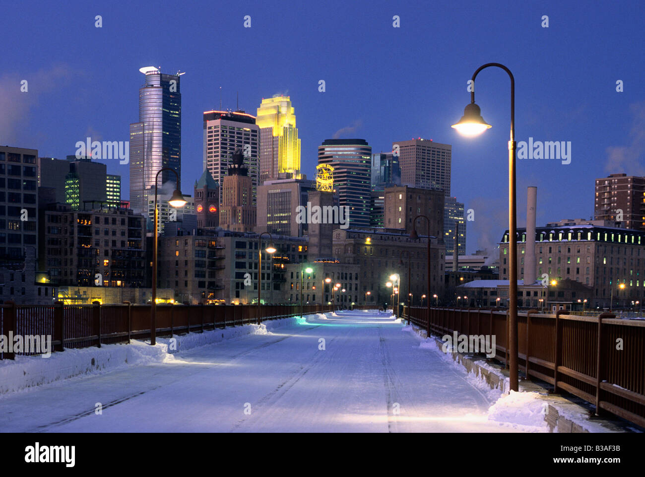 James J Hill Stone Arch Bridge Stock Photos & James J Hill Stone Arch ...