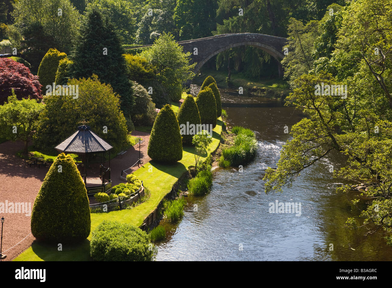 Auld Brig O'Doon, near Alloway, Ayrshire Scotland. Mentioned in poem 'Tam O'Shanter' by Robert Burns Stock Photo