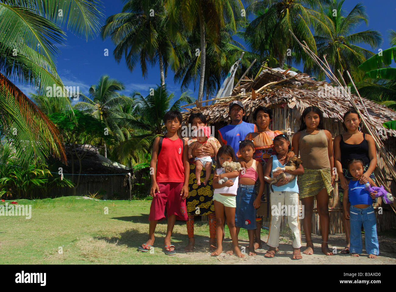 Kuna indian family, Rio Sidra area, Archipelago San Blas, Panama