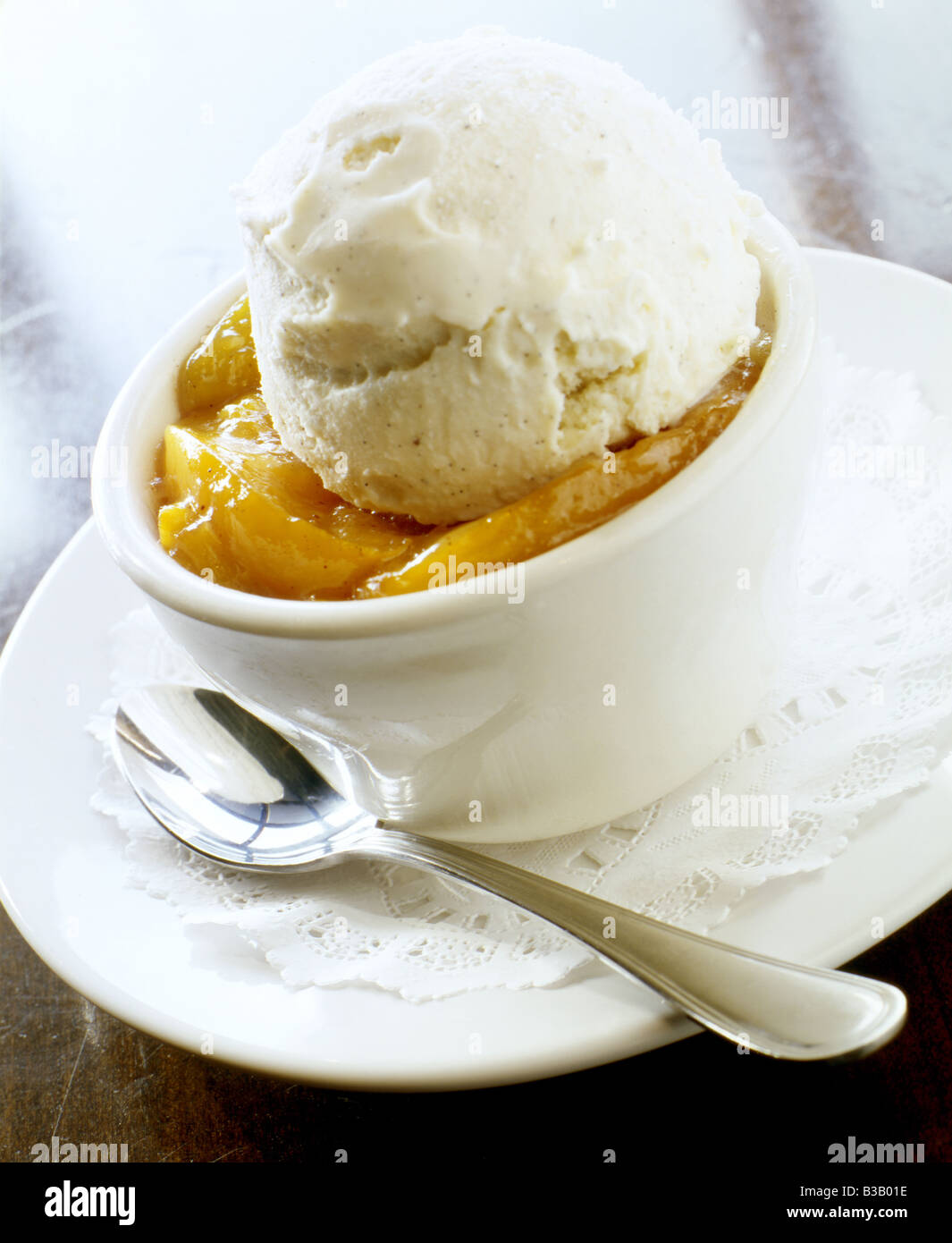 A peach cobbler dessert Stock Photo - Alamy