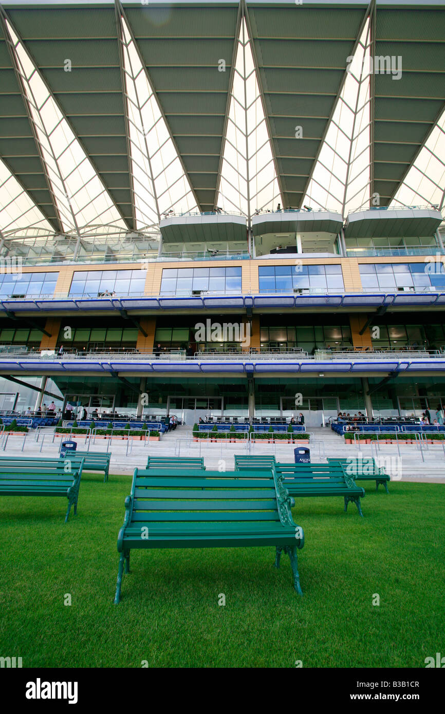 Royal box ascot hi-res stock photography and images - Alamy