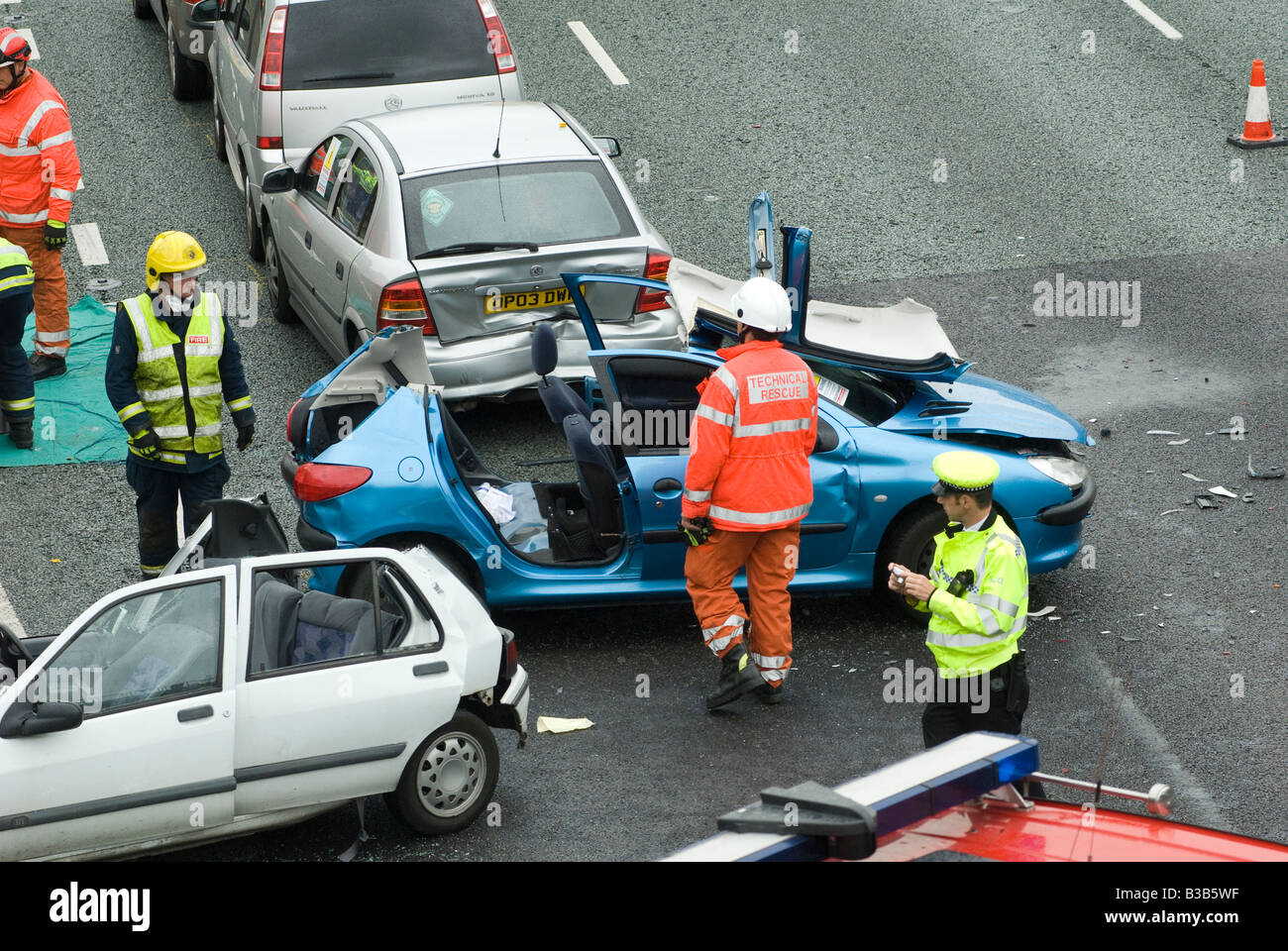 emergency services attending a nasty road traffic accident on the m1 motorway in the midlands uk Stock Photo