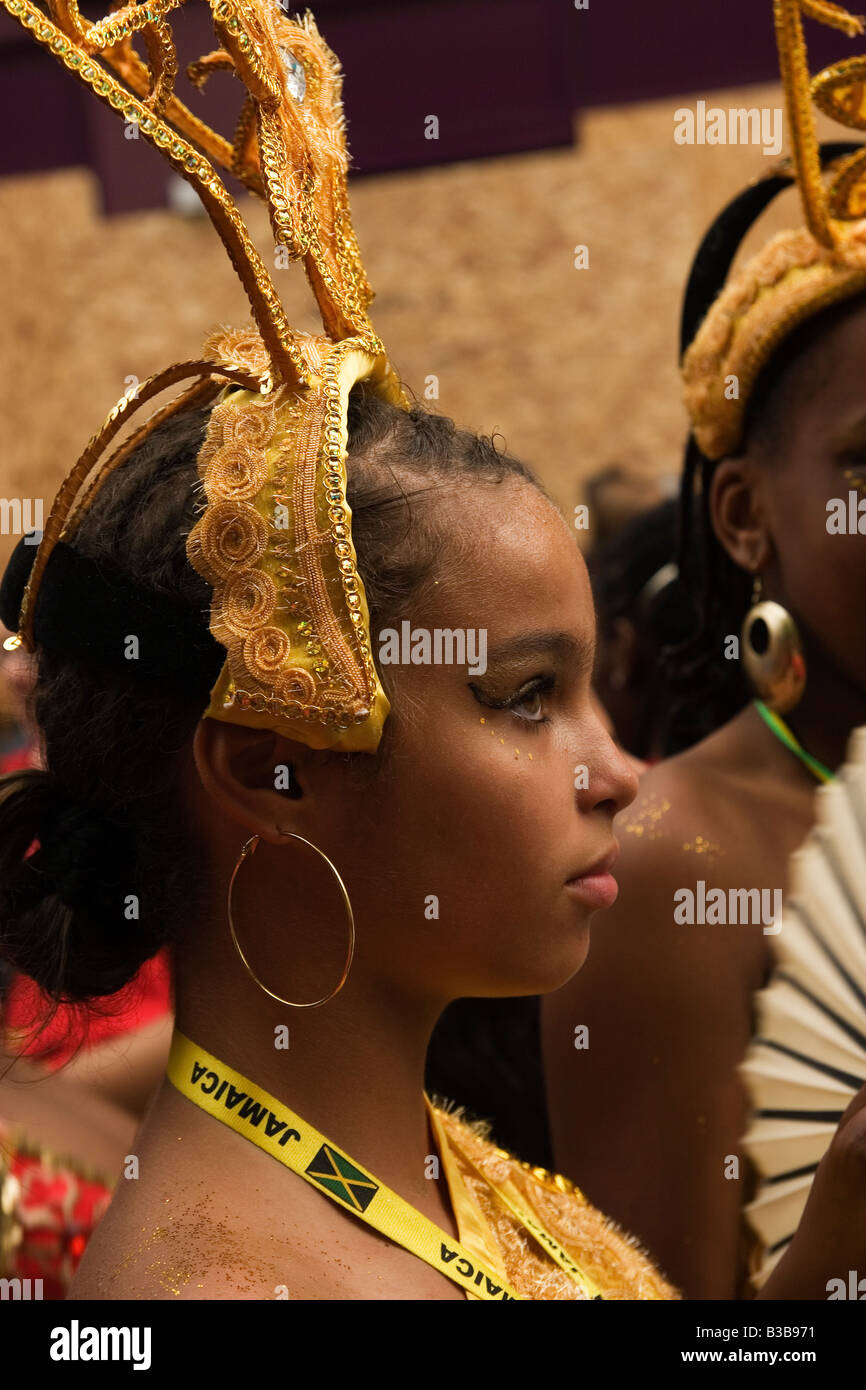 Notting hill carnival floats hi-res stock photography and images - Alamy