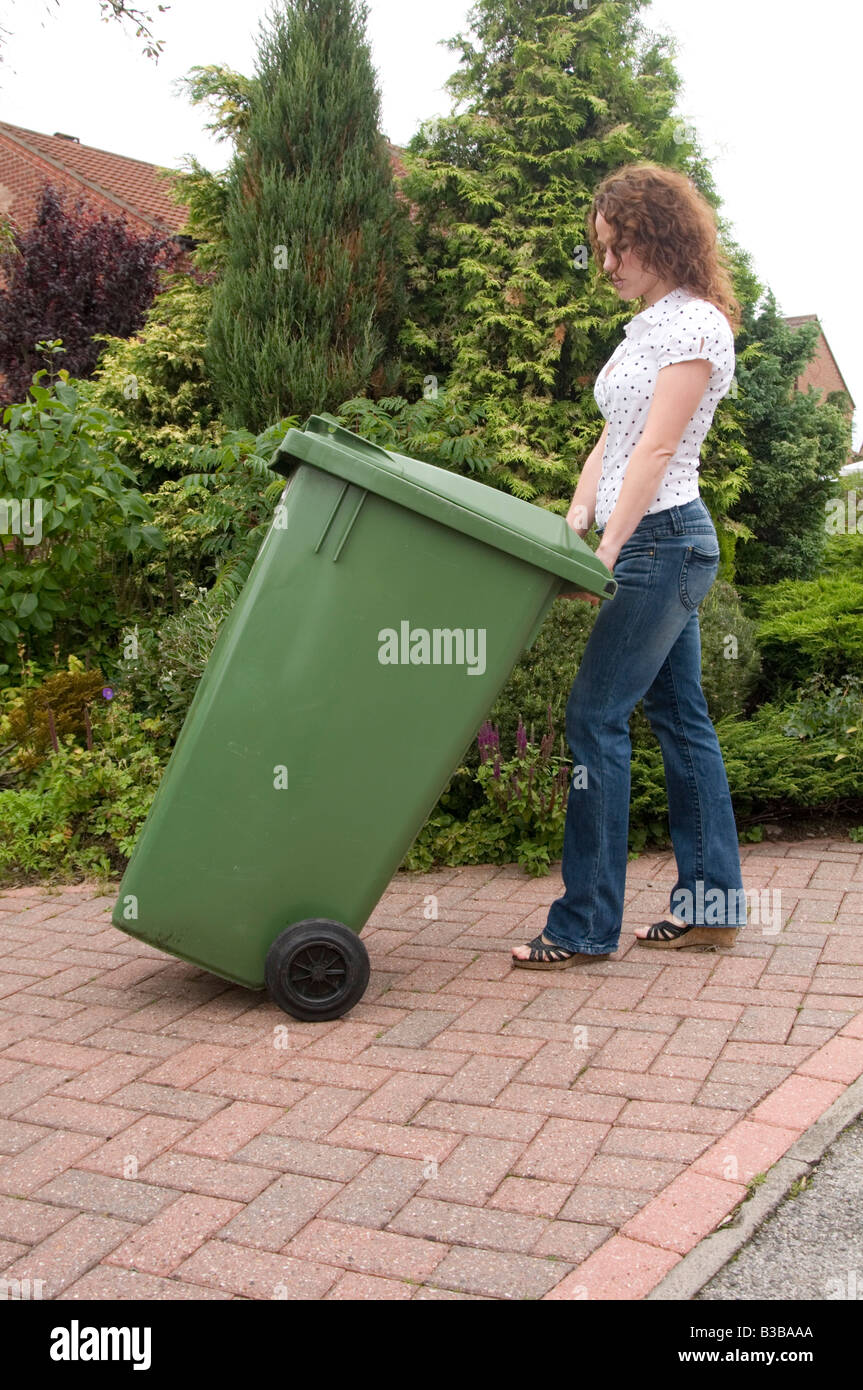 Putting rubbish bin out hires stock photography and images Alamy