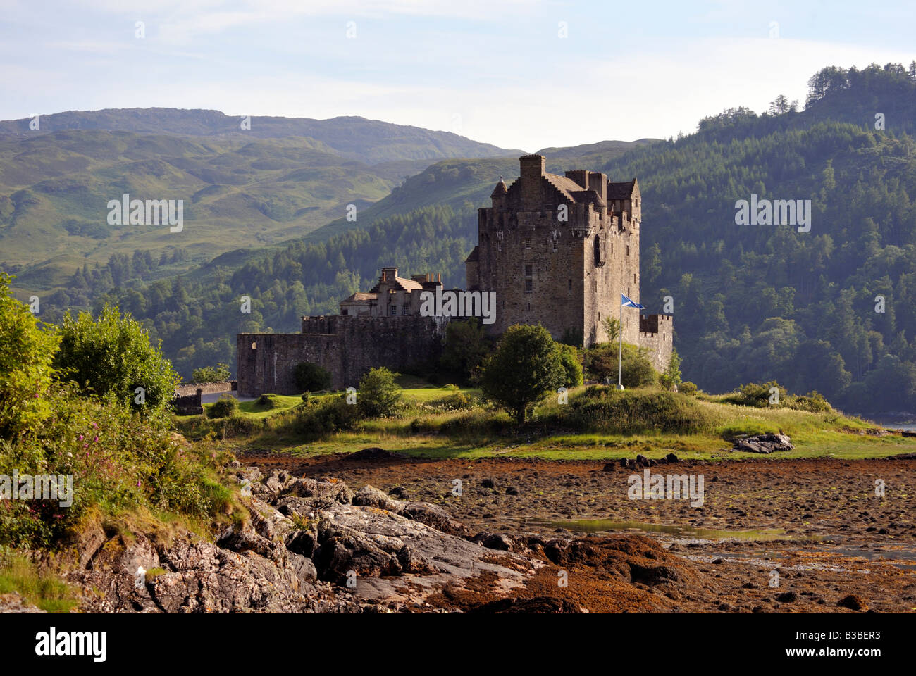 Eilean Donan Castle, Loch Duich, Glenshiel, Skye and Lochalsh, Scotland