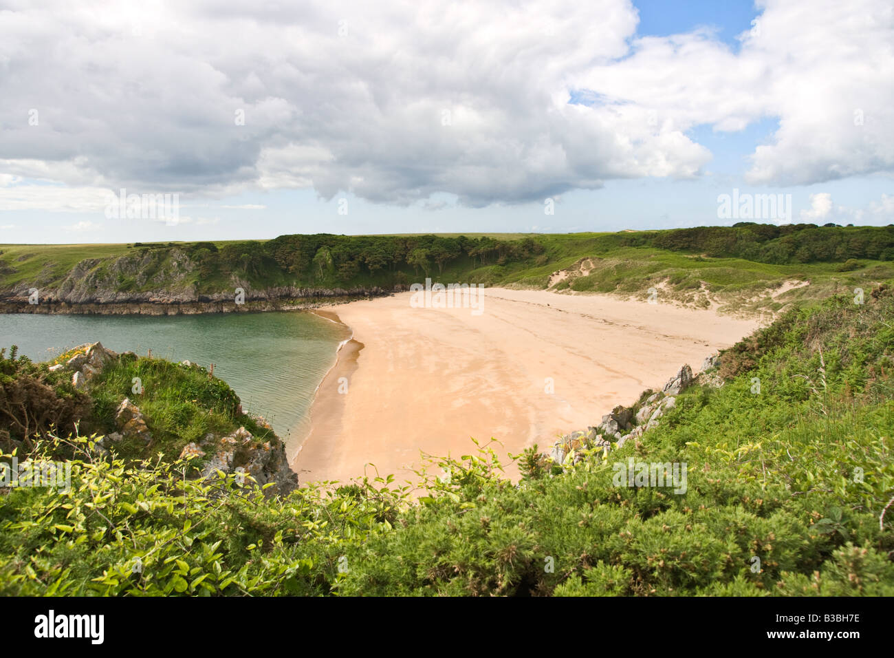 Barafundle bay hi-res stock photography and images - Alamy
