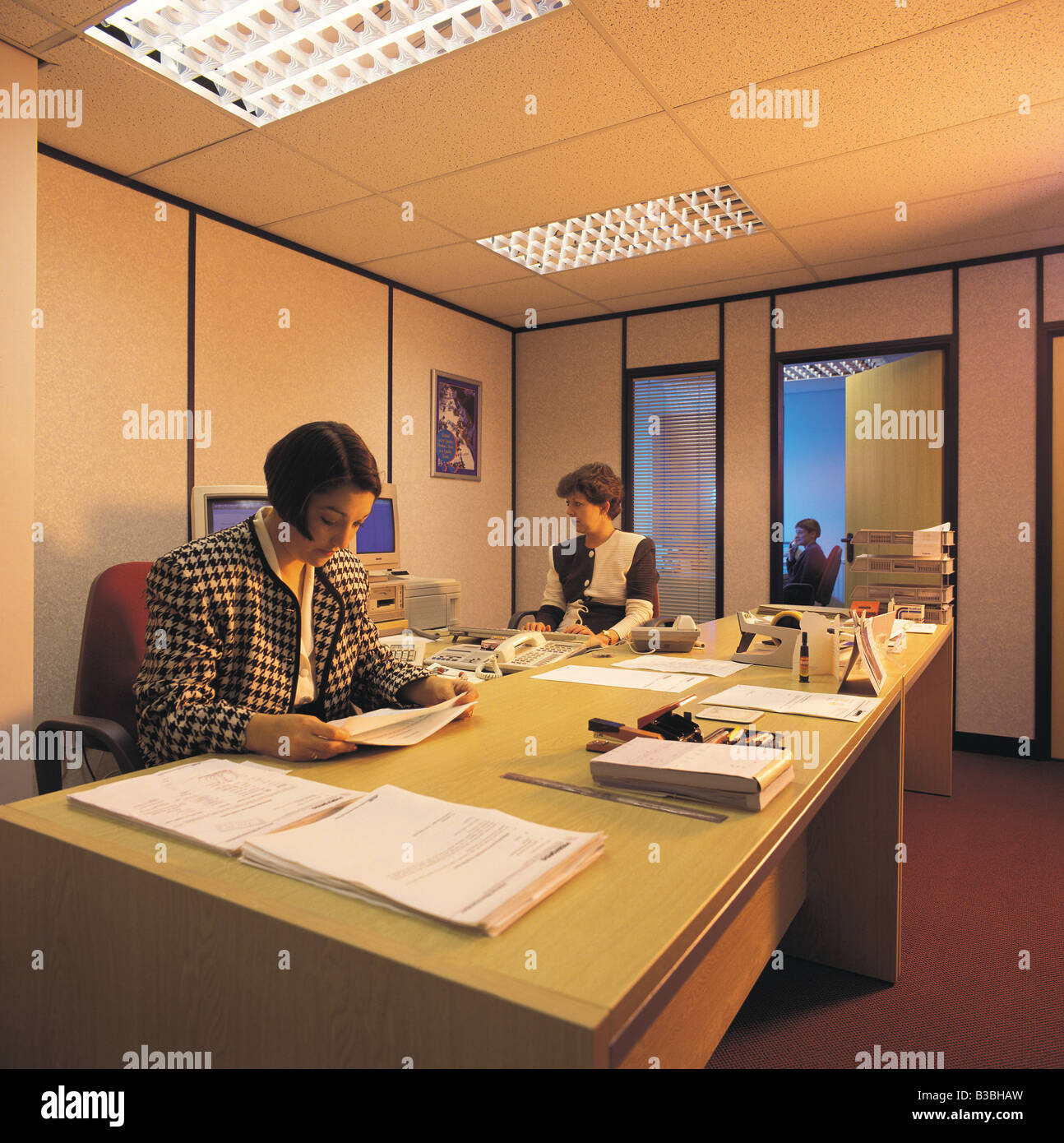 Employee office hi-res stock photography and images - Alamy