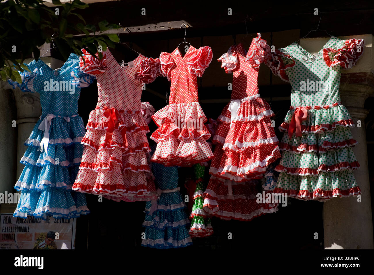 Seville shopping flamenco hi-res stock photography and images - Alamy