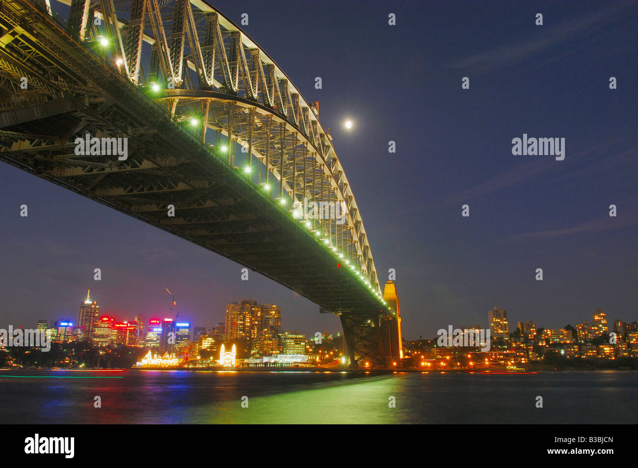 Sydney harbour bridge moon at night hi-res stock photography and images ...