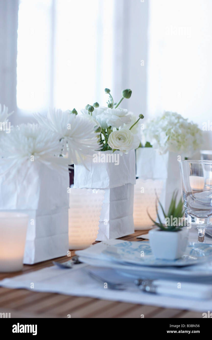 White house place setting hi-res stock photography and images - Alamy
