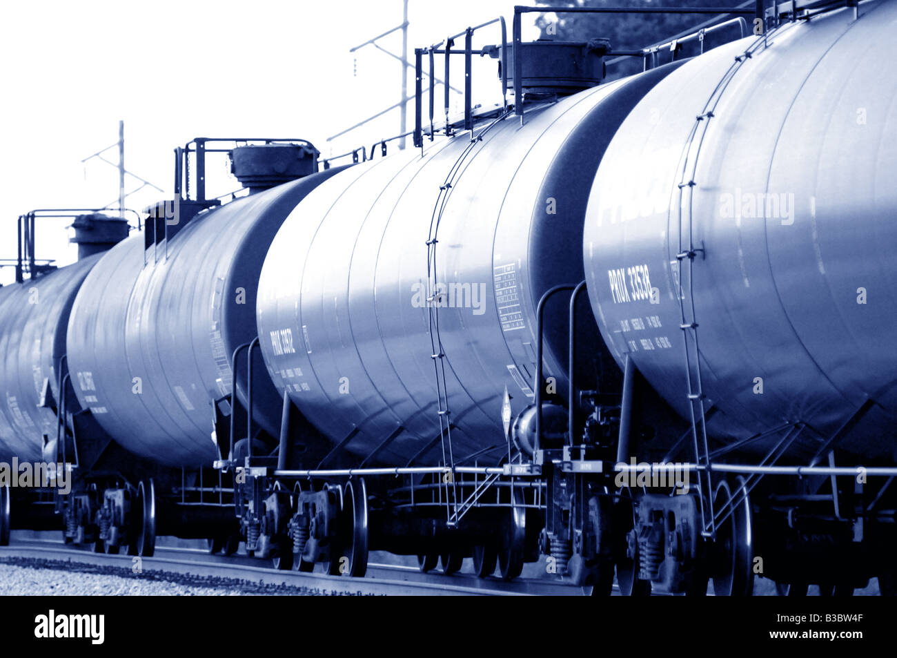 Railroad tanker car and wheel carriages Stock Photo Alamy