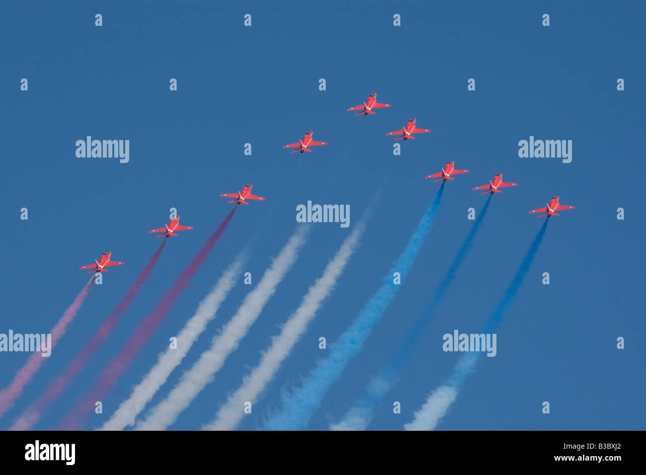 The Red Arrows flying display Stock Photo - Alamy