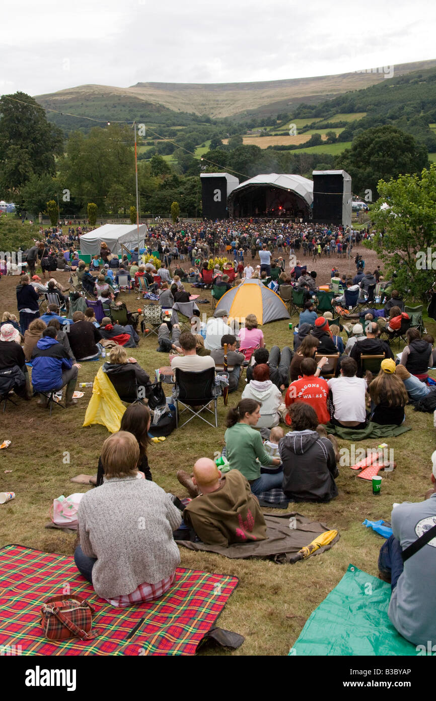Crowds at the Greenman festival 2008 Glanusk Park Brecon Beacons Wales U K Stock Photo