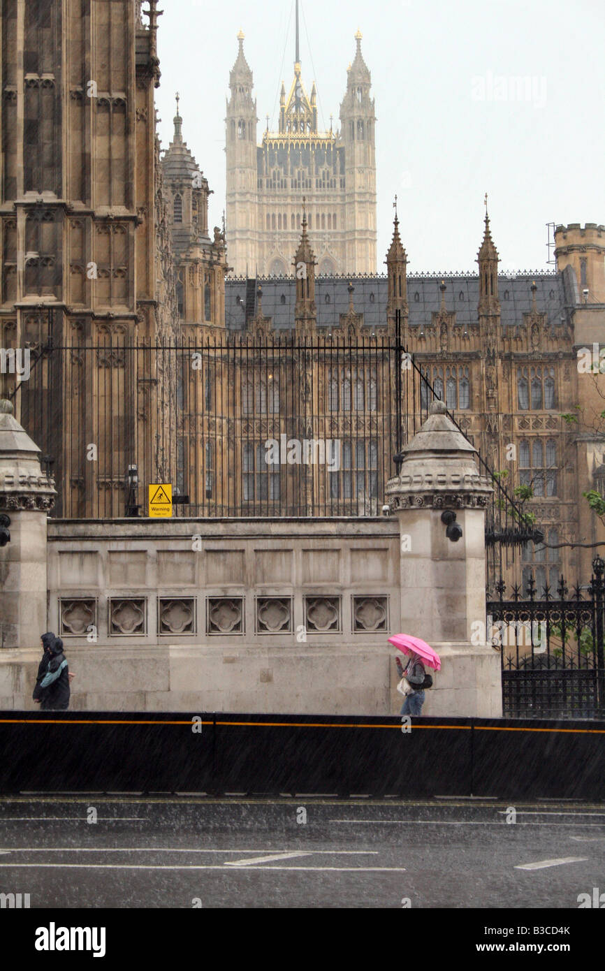 Westminster London rain Stock Photo - Alamy