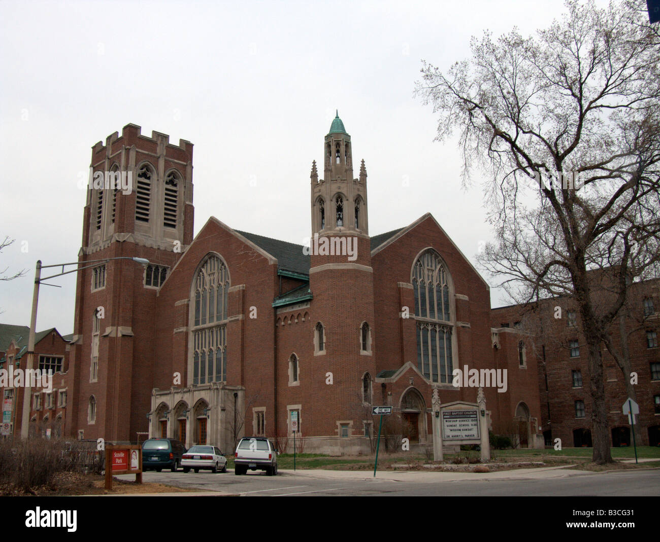 First Baptist Church of Oak Park (designed by E. E. Roberts and built in 1921) Oak Park. Cook County. Illinois. USA Stock Photo