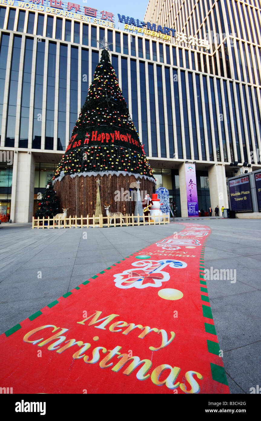 China, Beijing. Christmas tree decorations at a Wanda Plaza department store Stock Photo Alamy