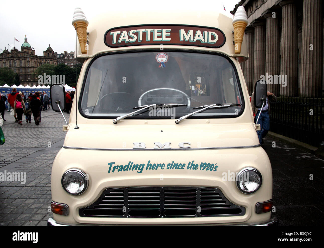 Front view of old fashioned ice cream van, Edinburgh city centre Stock Photo Alamy