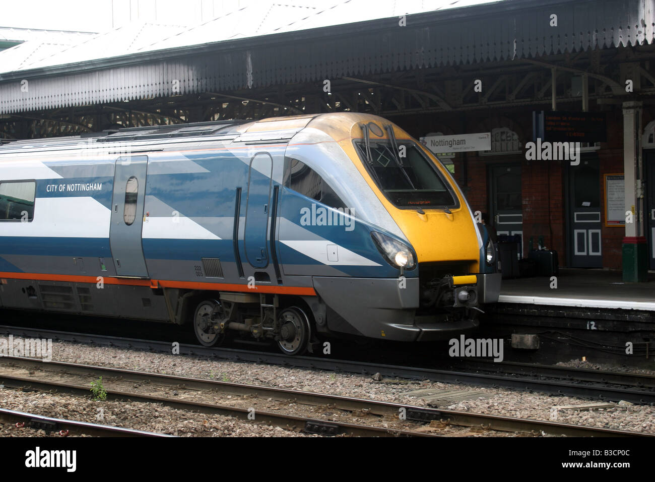 23rd July 2008 City of Nottingham Train Nottingham Station Class 222 built by Bombardier Transportation Stock Photo