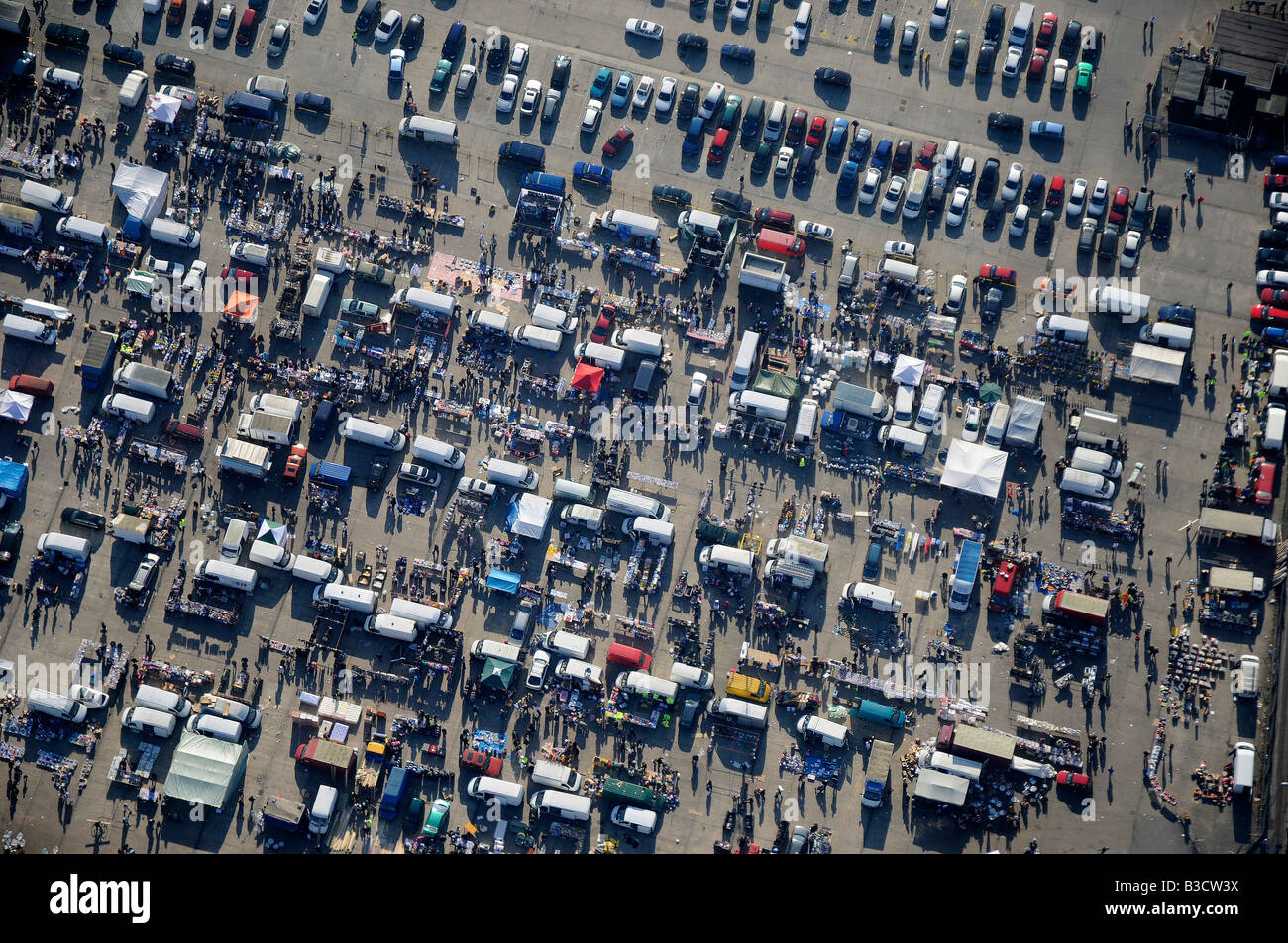 Car boot sale uk hires stock photography and images Alamy
